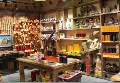 男生賣手工藝品平均每月掙2萬，他是這樣做的！